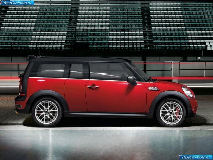2009 Mini Clubman John Cooper Works - фотография 3 из 7