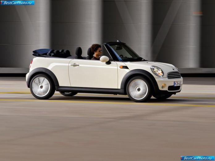 2009 Mini Cooper Convertible - фотография 5 из 21