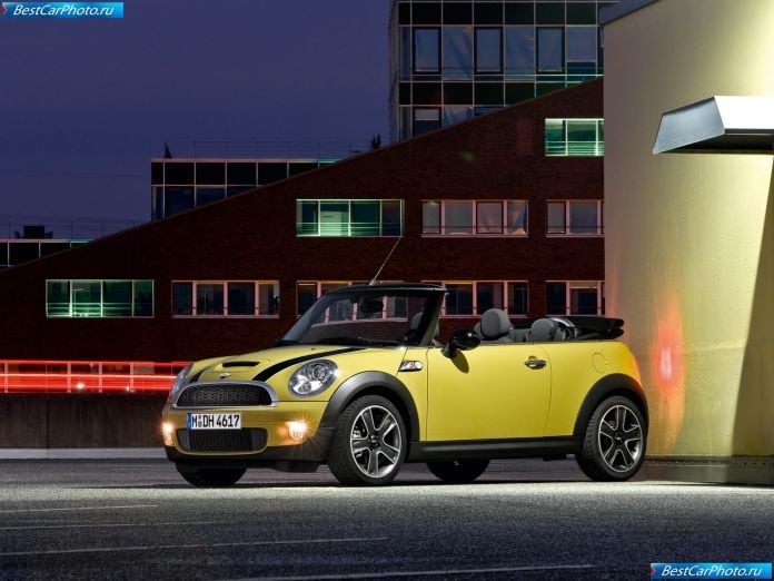 2009 Mini Cooper S Cabrio - фотография 2 из 46