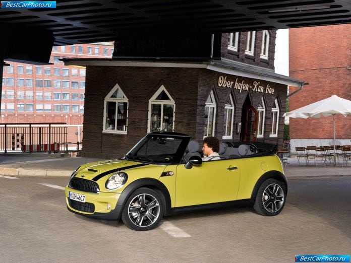 2009 Mini Cooper S Cabrio - фотография 9 из 46