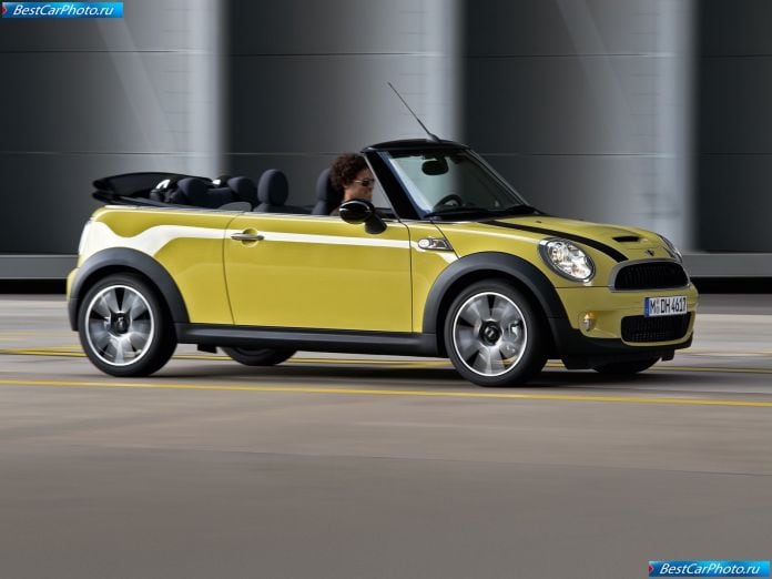 2009 Mini Cooper S Cabrio - фотография 10 из 46