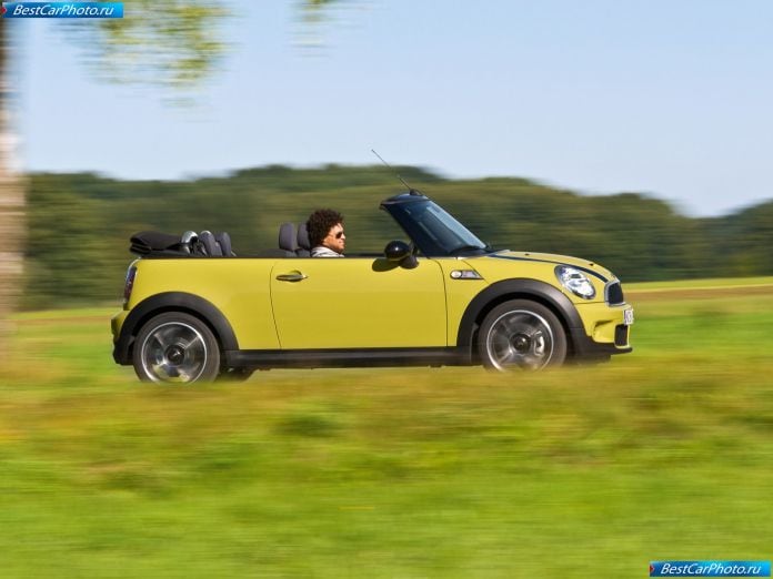 2009 Mini Cooper S Cabrio - фотография 16 из 46