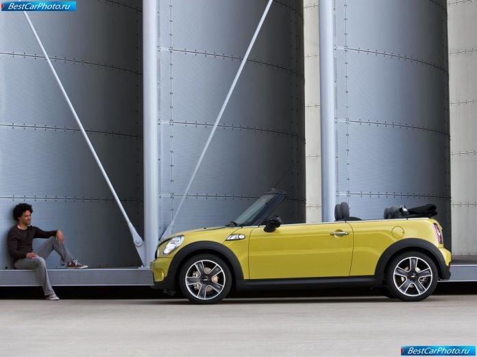 2009 Mini Cooper S Cabrio - фотография 20 из 46