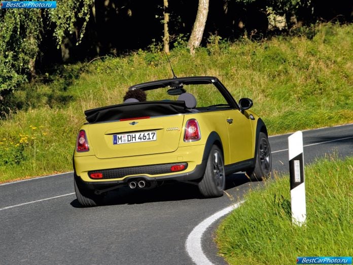 2009 Mini Cooper S Cabrio - фотография 22 из 46