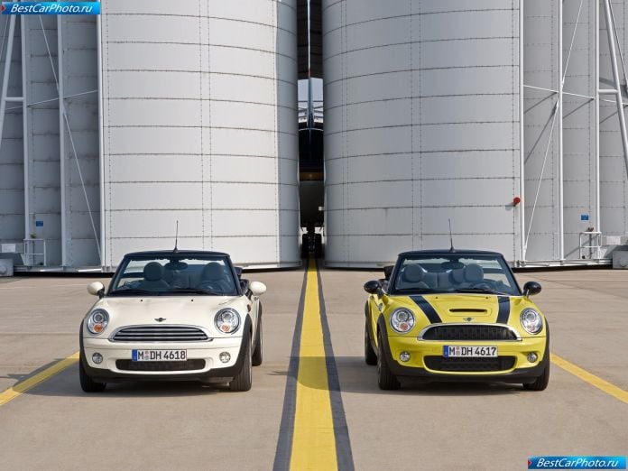 2009 Mini Cooper S Cabrio - фотография 27 из 46
