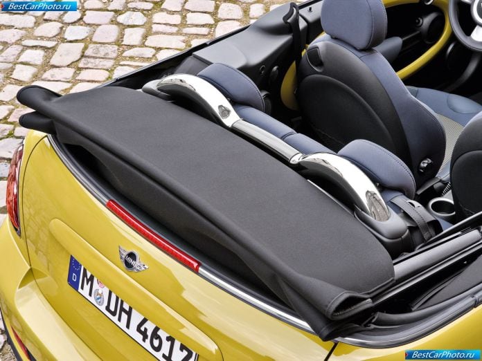 2009 Mini Cooper S Cabrio - фотография 39 из 46
