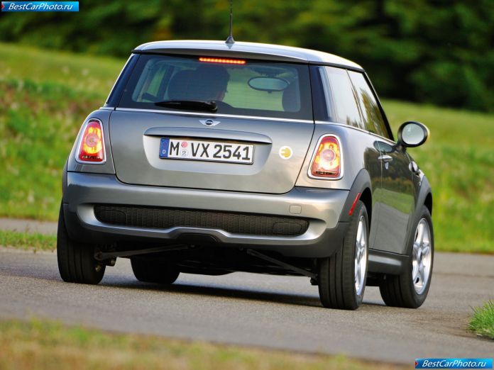 2010 Mini E - фотография 8 из 35