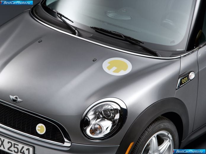 2010 Mini E - фотография 25 из 35