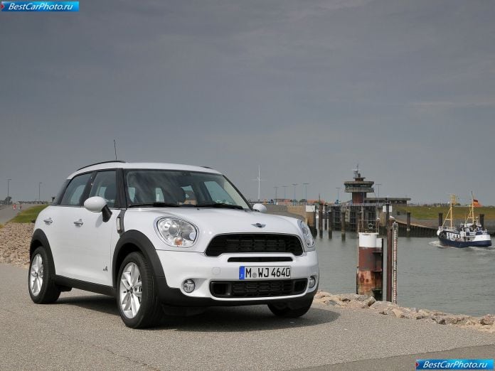 2011 Mini Countryman - фотография 38 из 200