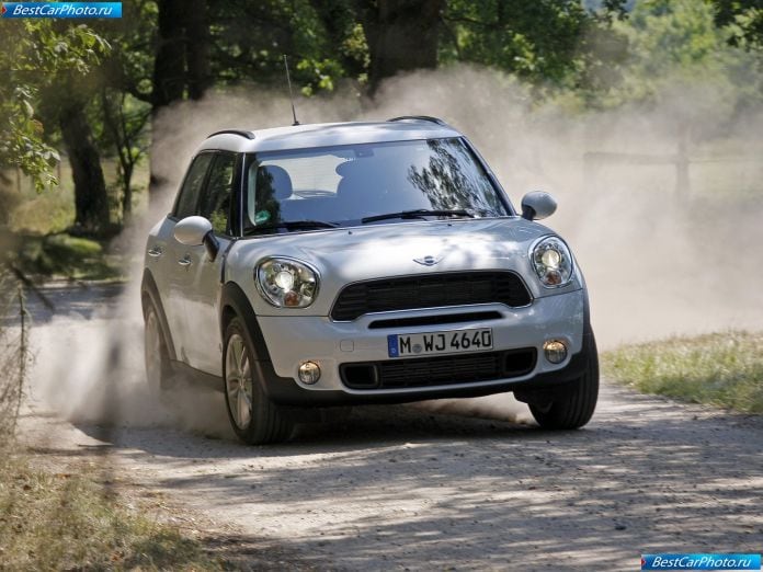 2011 Mini Countryman - фотография 39 из 200