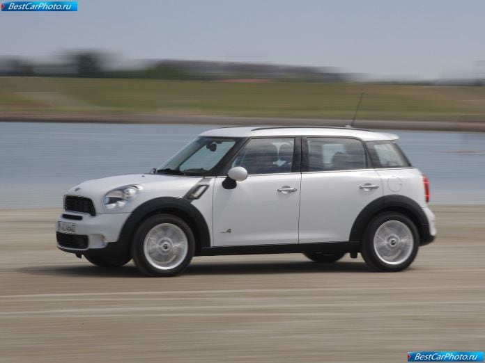 2011 Mini Countryman - фотография 55 из 200
