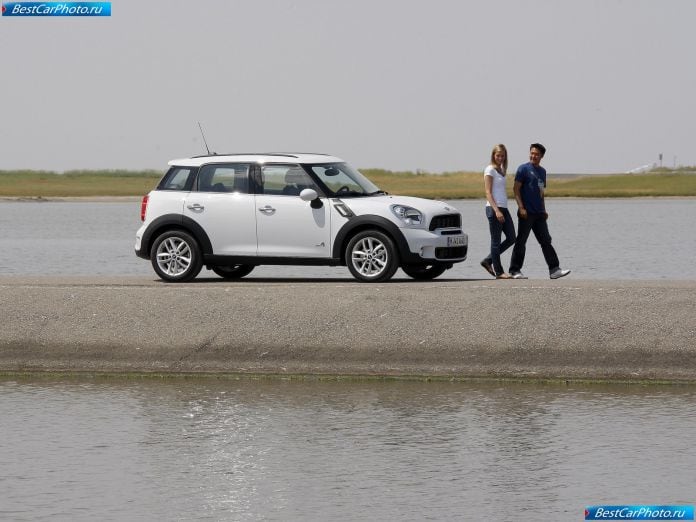 2011 Mini Countryman - фотография 57 из 200