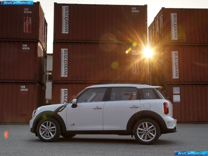 2011 Mini Countryman - фотография 65 из 200