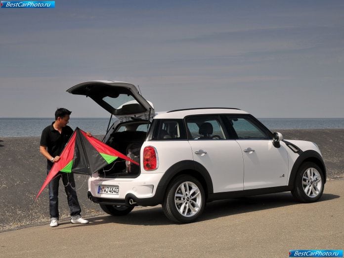 2011 Mini Countryman - фотография 103 из 200