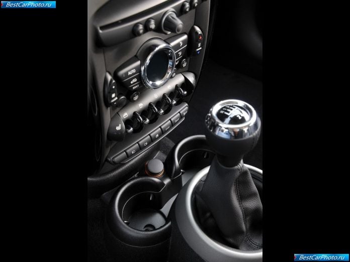 2011 Mini Countryman - фотография 195 из 200