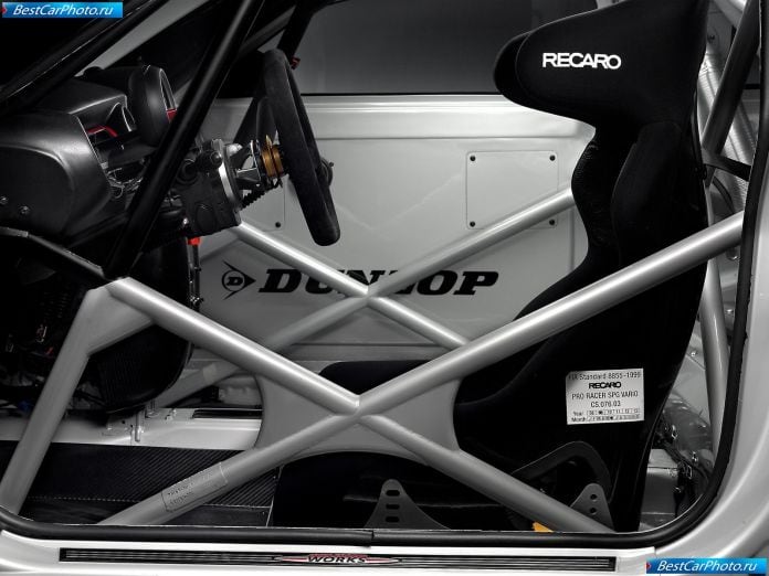 2011 Mini John Cooper Works Coupe Endurance - фотография 8 из 11