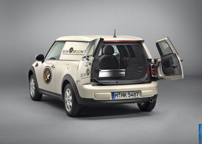 2012 Mini Clubvan - фотография 8 из 20