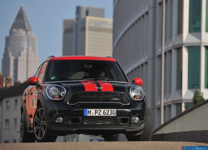 2013 Mini Countryman John Cooper Works - фотография 12 из 199