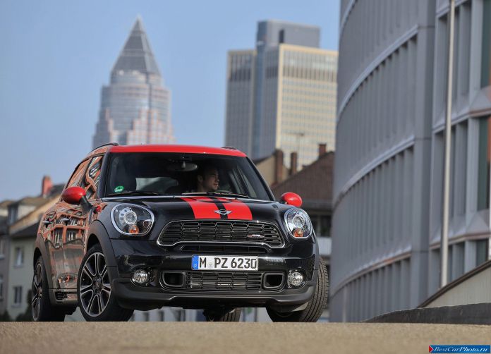 2013 Mini Countryman John Cooper Works - фотография 26 из 199