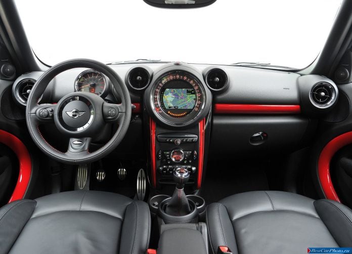 2013 Mini Countryman John Cooper Works - фотография 126 из 199