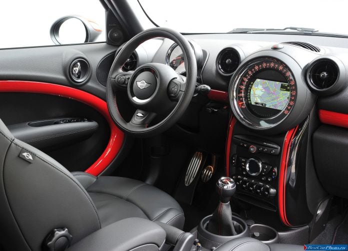 2013 Mini Countryman John Cooper Works - фотография 128 из 199