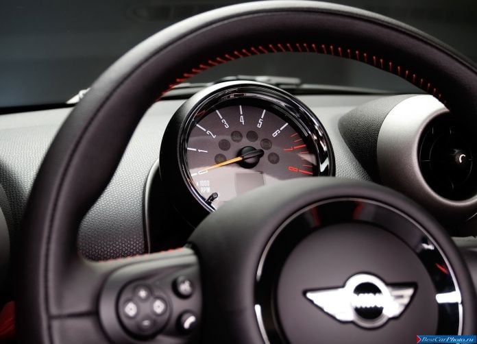 2013 Mini Countryman John Cooper Works - фотография 133 из 199
