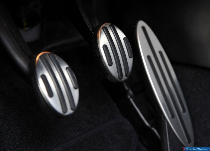 2013 Mini Countryman John Cooper Works - фотография 145 из 199