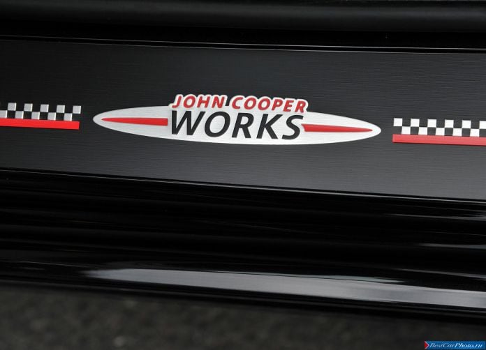 2013 Mini Countryman John Cooper Works - фотография 152 из 199