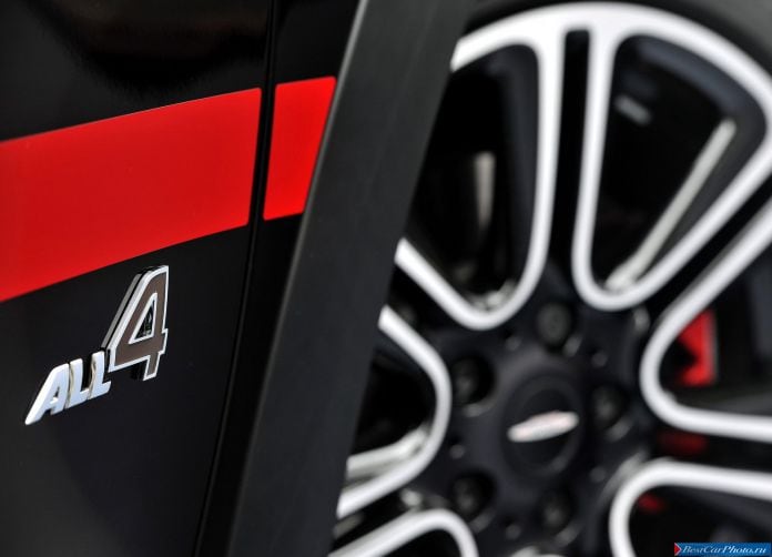 2013 Mini Countryman John Cooper Works - фотография 187 из 199
