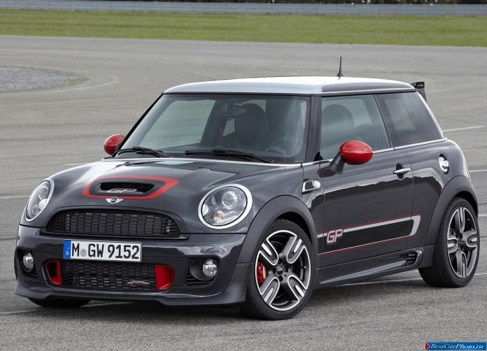 2013 Mini John Cooper Works GP - фотография 2 из 87
