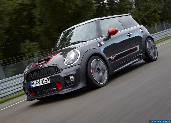 2013 Mini John Cooper Works GP - фотография 14 из 87