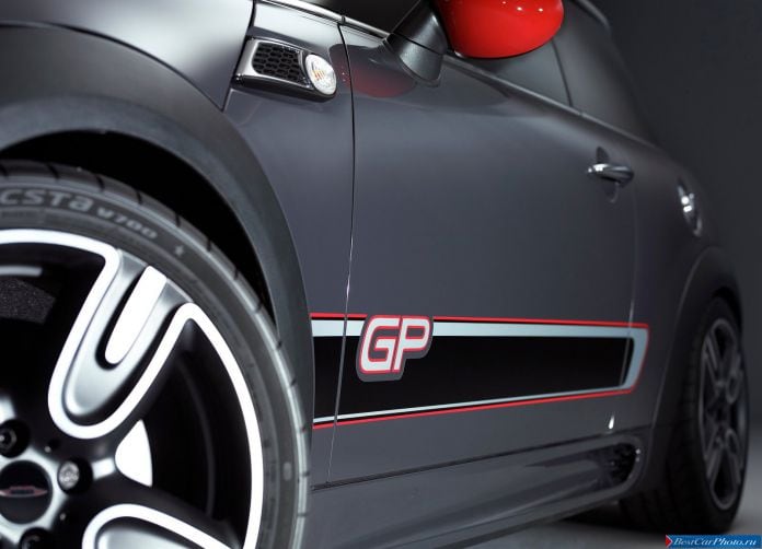 2013 Mini John Cooper Works GP - фотография 63 из 87