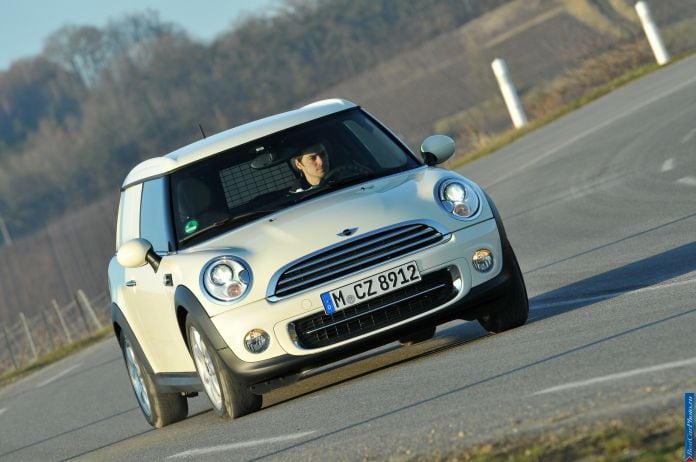 2013 Mini Clubvan - фотография 1 из 218