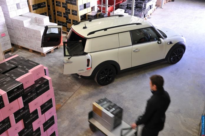 2013 Mini Clubvan - фотография 41 из 218