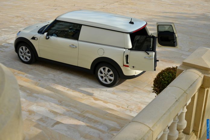 2013 Mini Clubvan - фотография 87 из 218