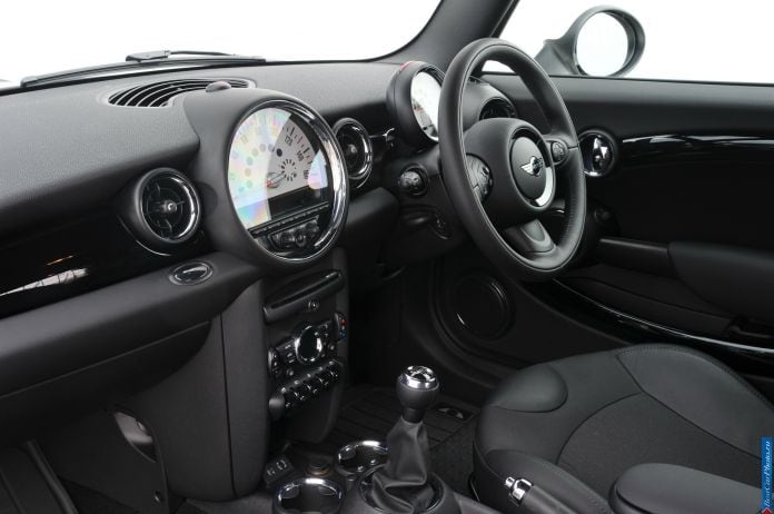 2013 Mini Clubvan - фотография 125 из 218