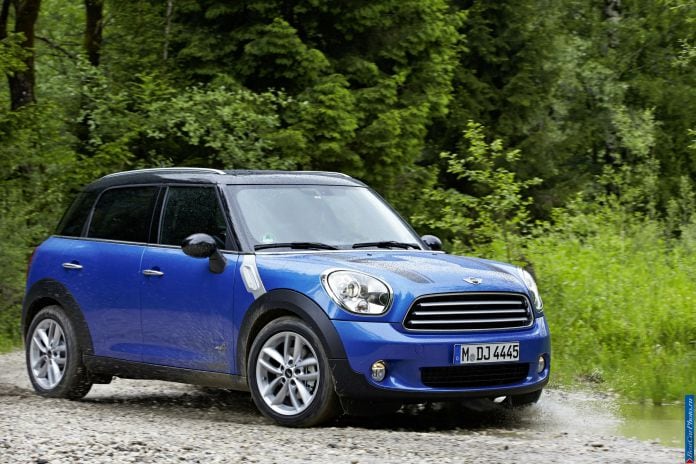 2013 Mini Cooper Countryman All4 - фотография 1 из 57