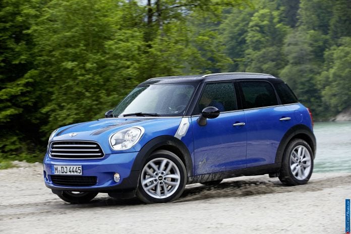 2013 Mini Cooper Countryman All4 - фотография 3 из 57