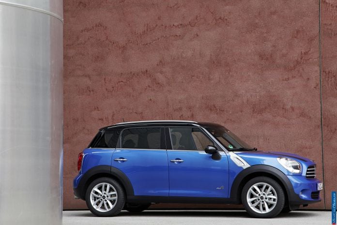 2013 Mini Cooper Countryman All4 - фотография 29 из 57