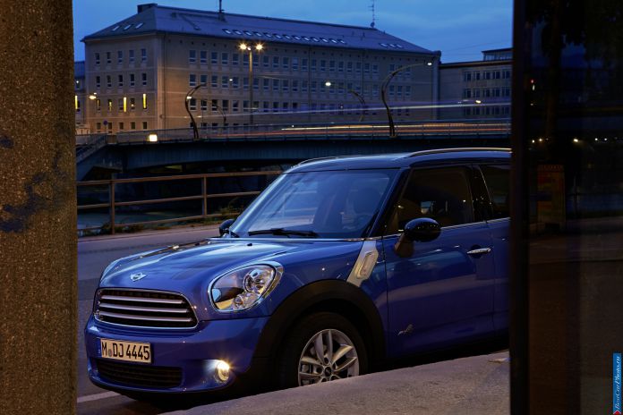 2013 Mini Cooper Countryman All4 - фотография 45 из 57