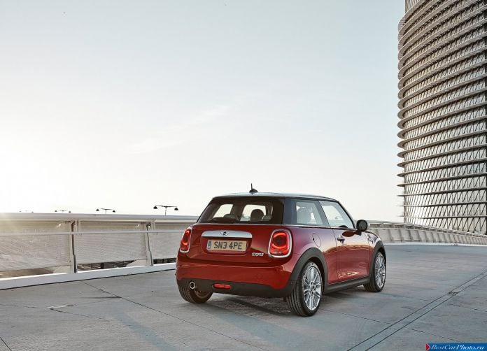 2015 MINI Cooper - фотография 84 из 160