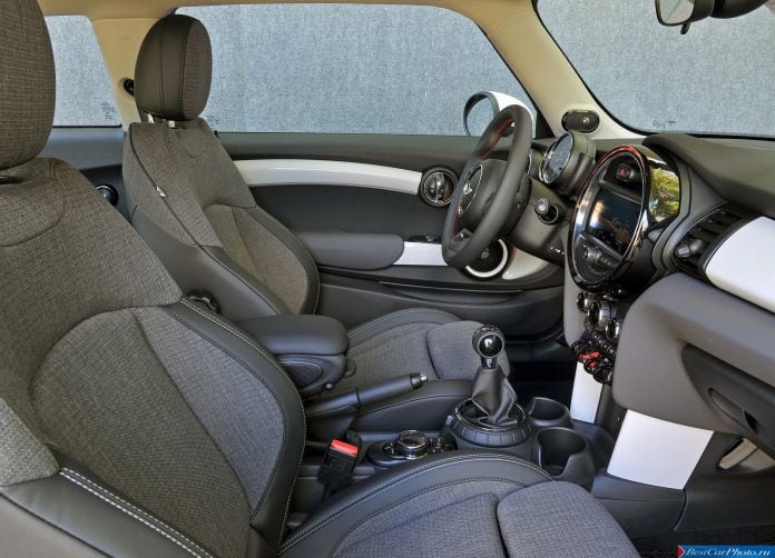 2015 MINI Cooper - фотография 131 из 160