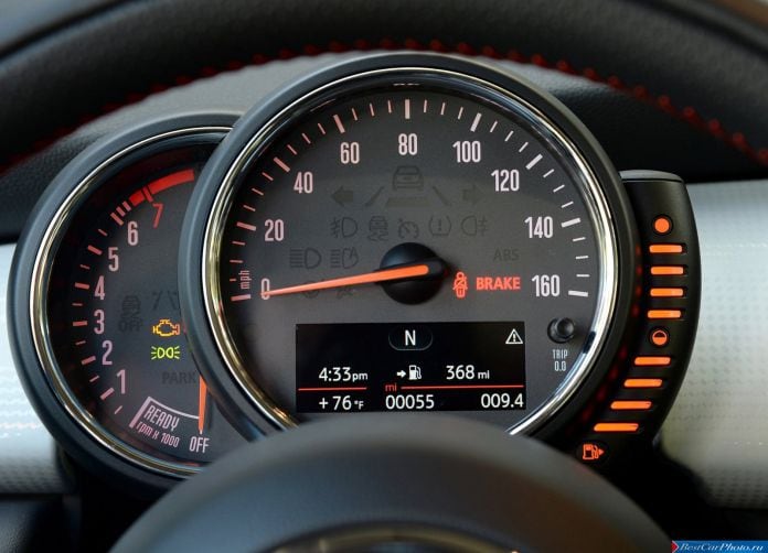 2015 MINI Cooper - фотография 137 из 160