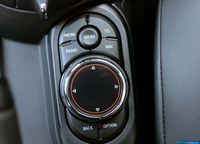 2015 MINI Cooper - фотография 149 из 160