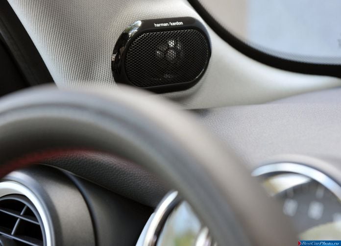 2015 MINI Cooper - фотография 154 из 160