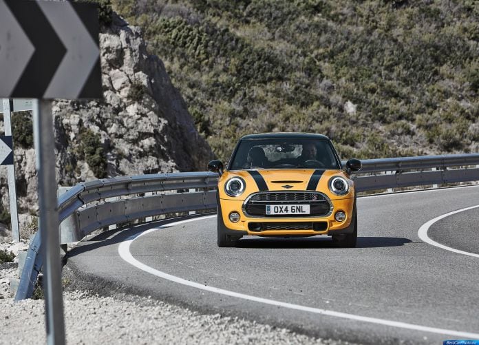 2015 MINI Cooper S - фотография 69 из 138