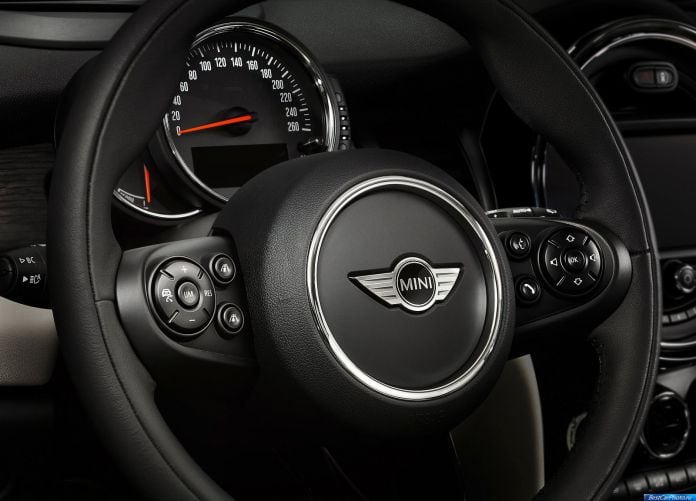 2015 MINI Cooper S - фотография 81 из 138