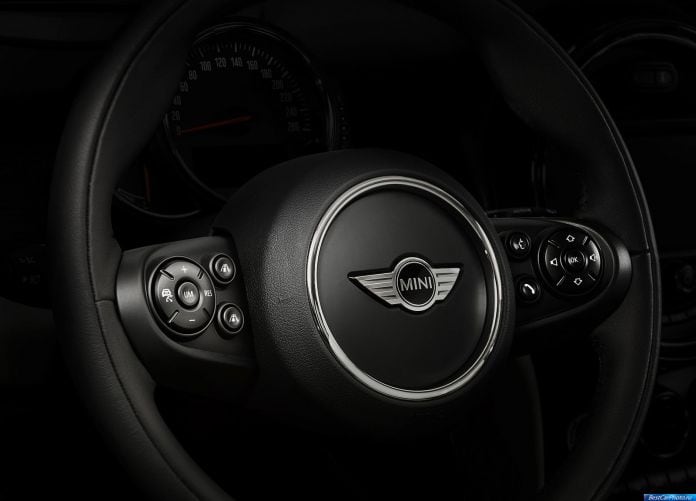 2015 MINI Cooper S - фотография 82 из 138