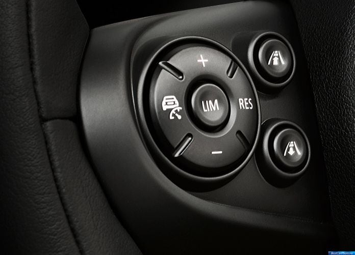 2015 MINI Cooper S - фотография 91 из 138