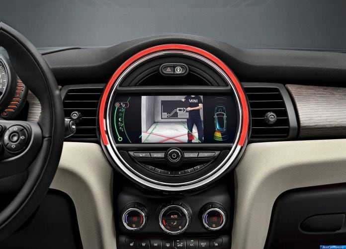 2015 MINI Cooper S - фотография 102 из 138